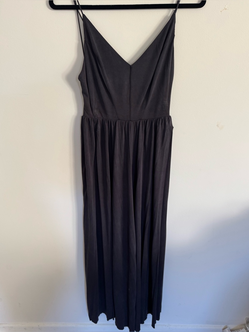 Silence + Noise Charcoal Flowy Strappy Wide Leg Culotte Romper M